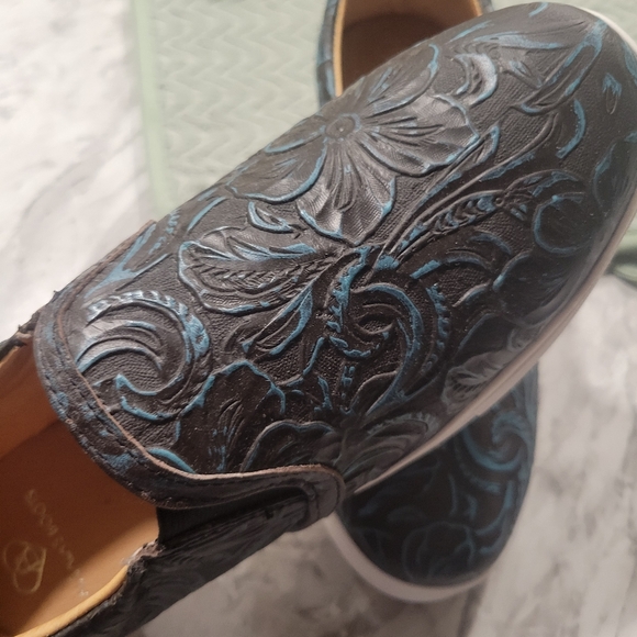 Never worn leather look western etched slip on. - Picture 2 of 2